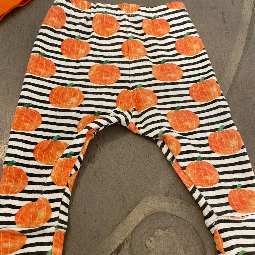 Pumpkin leggings 🎃